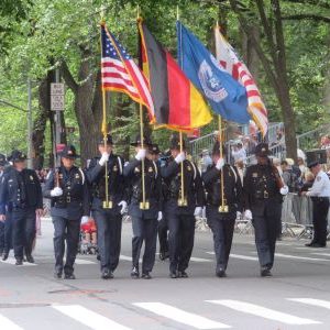 Reisen zur Steubenparade